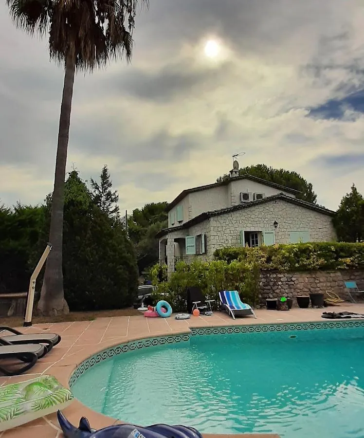 Villa Alessia Antibes Bed & Breakfast